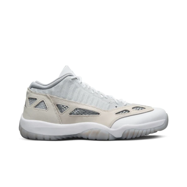 کتونی بسکتبال نایک JORDAN 11 LOW - 919712 102